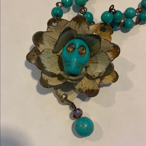 ✨ skull flower turquoise necklace. - Picture 2 of 4